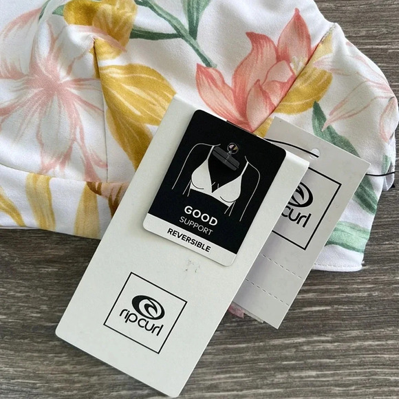 Rip Curl La Bonita Reversible Crop & Hi Waist Cheeky Bottom, bone - Picture 14 of 15